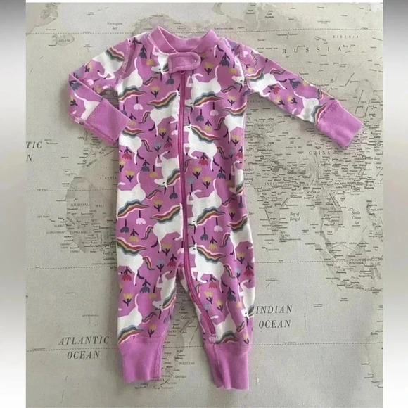 HA Unicorn Rainbow Sleeper 3-6mo - Picture 1 of 3